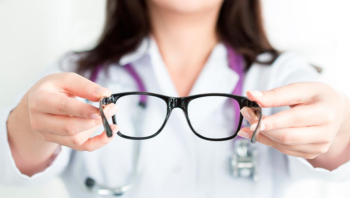 Как очки влияют на здоровье глаз